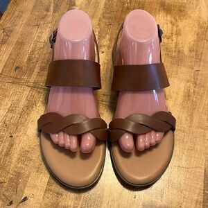 NWOT Time and Tru Sandals